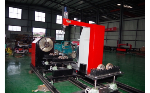 相貫線數(shù)控切割機(jī)